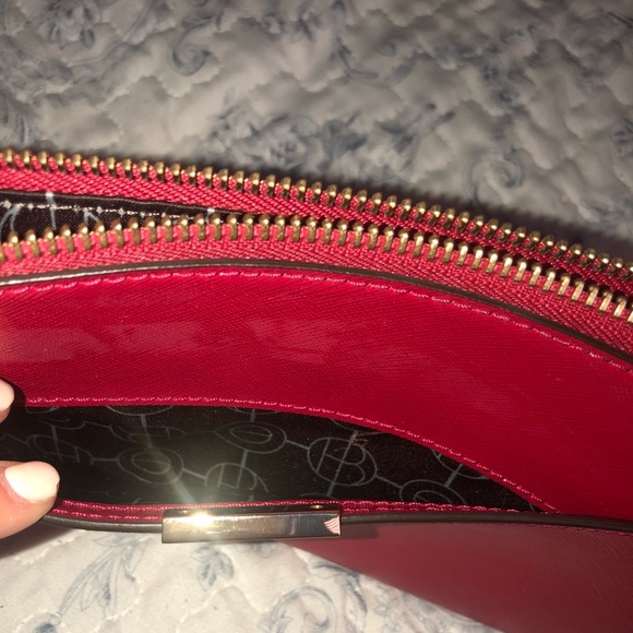 Henri Bendel wristlet - Picture 6 of 8